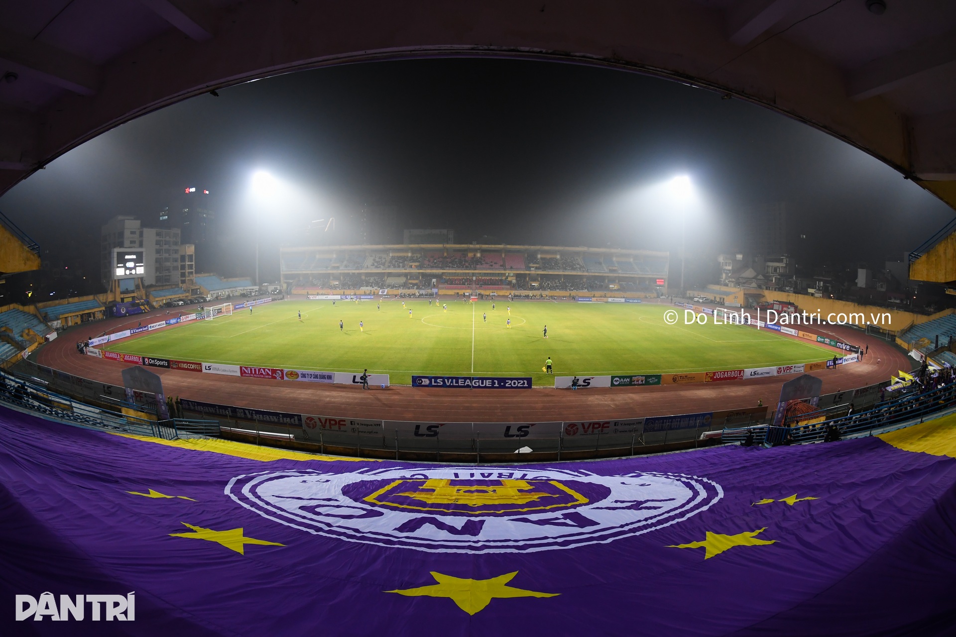 Diện mạo sân bóng gần 70 năm tuổi trước màn tái xuất của tuyển Việt Nam - 6