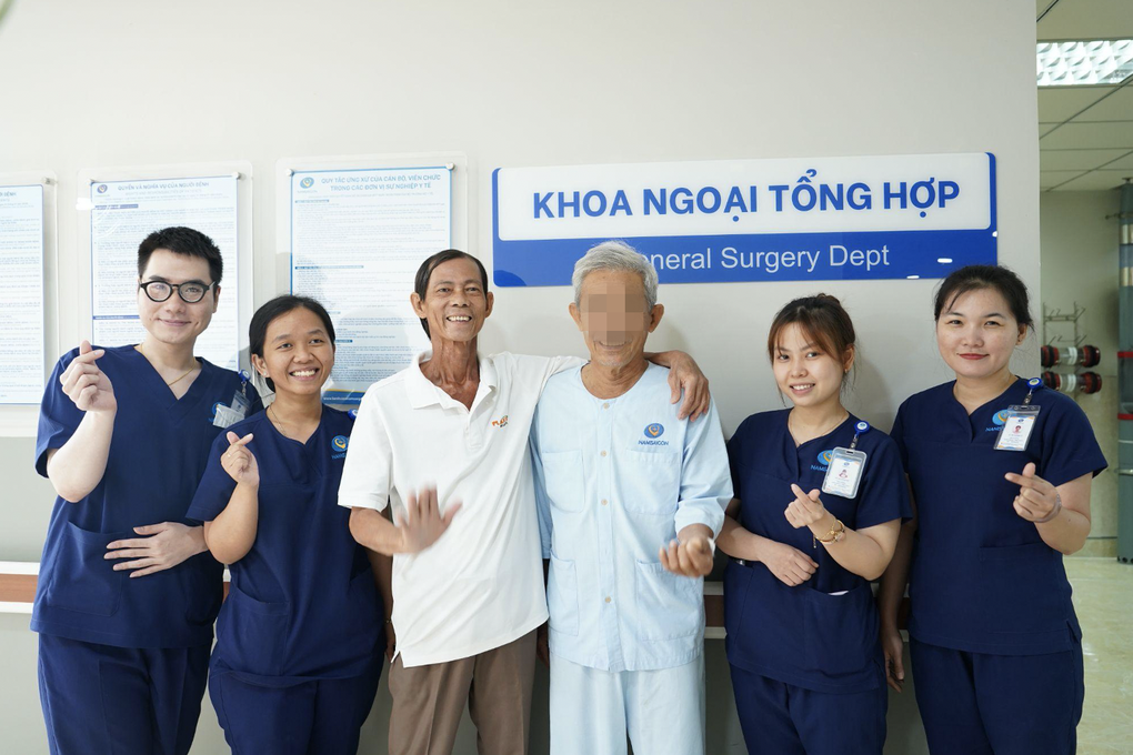 Hành trình điều trị xúc động của bệnh nhân ung thư từng nghĩ không sống nổi - 2