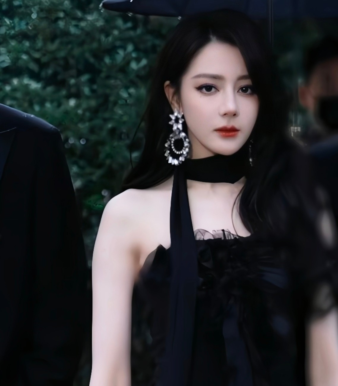 Tình thế tuyệt vọng của Địch Lệ Nhiệt Ba- Ảnh 7.