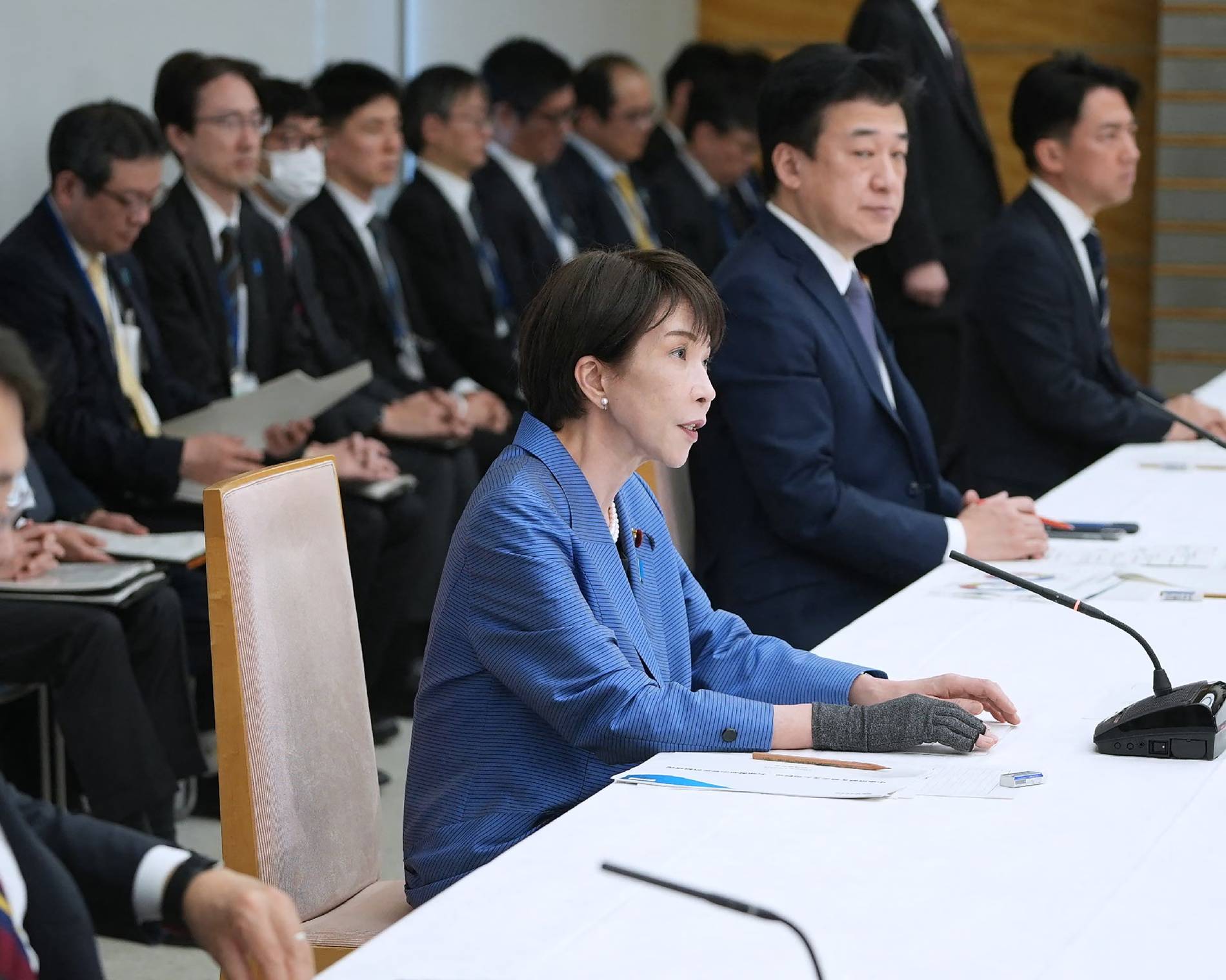 Xung đột Trung Đông kéo dài, người dân Nhật Bản đổ xô tích trữ giấy vệ sinh- Ảnh 6.