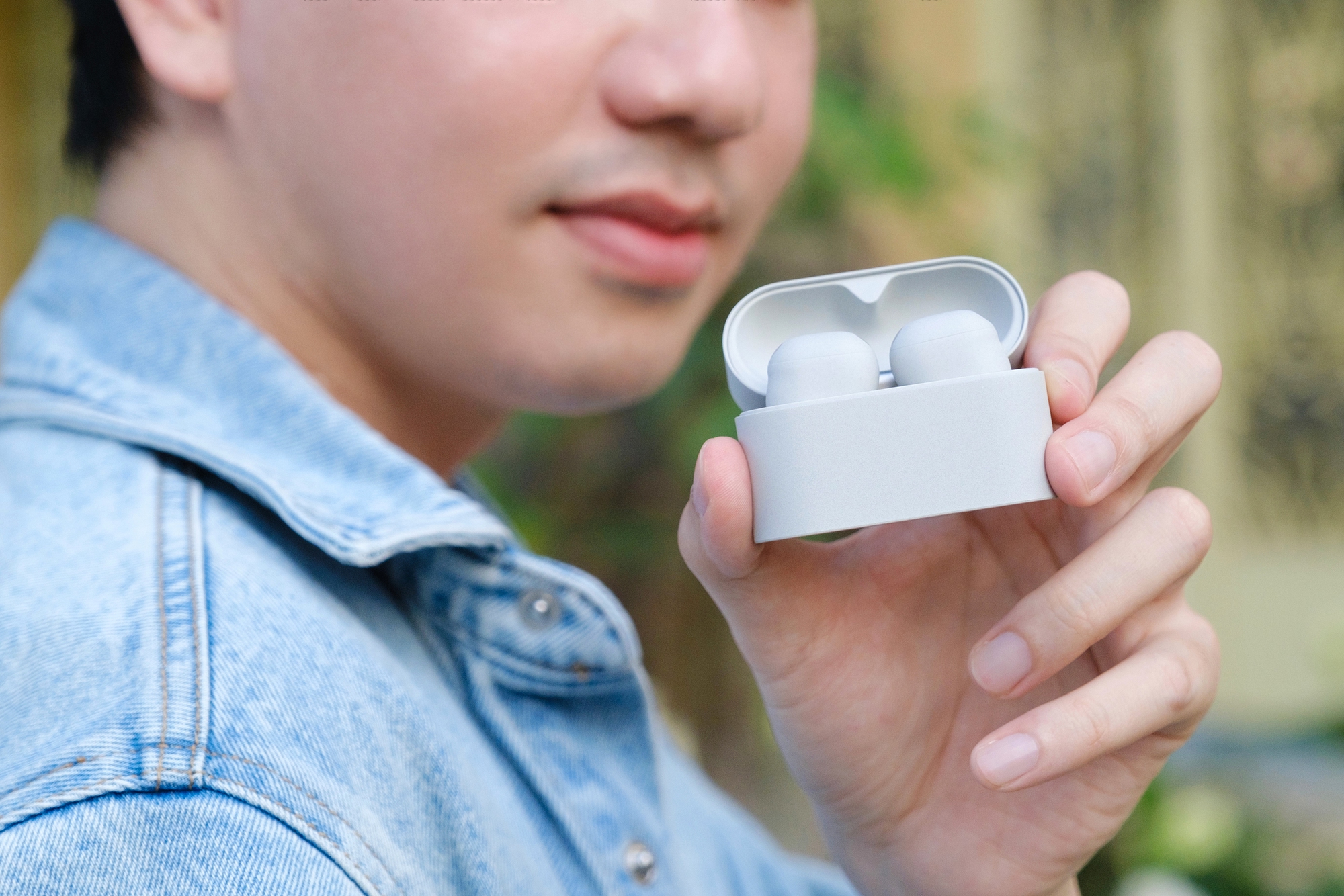 Trải nghiệm tai nghe Sony WF-1000XM6: Thiết kế mới toanh, chất âm nghe “dính” tai- Ảnh 8.