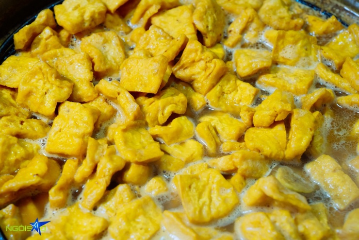 Quán bún ốc chuối đậu ba đời nức tiếng ngõ chợ Đồng Xuân - 7