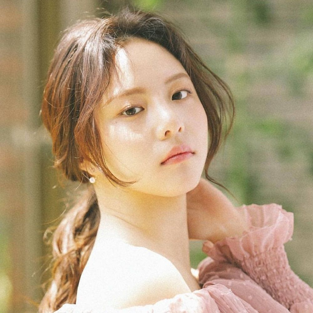 Khoảnh khắc lặn biển khiến 1 mỹ nhân suýt tù tội, 