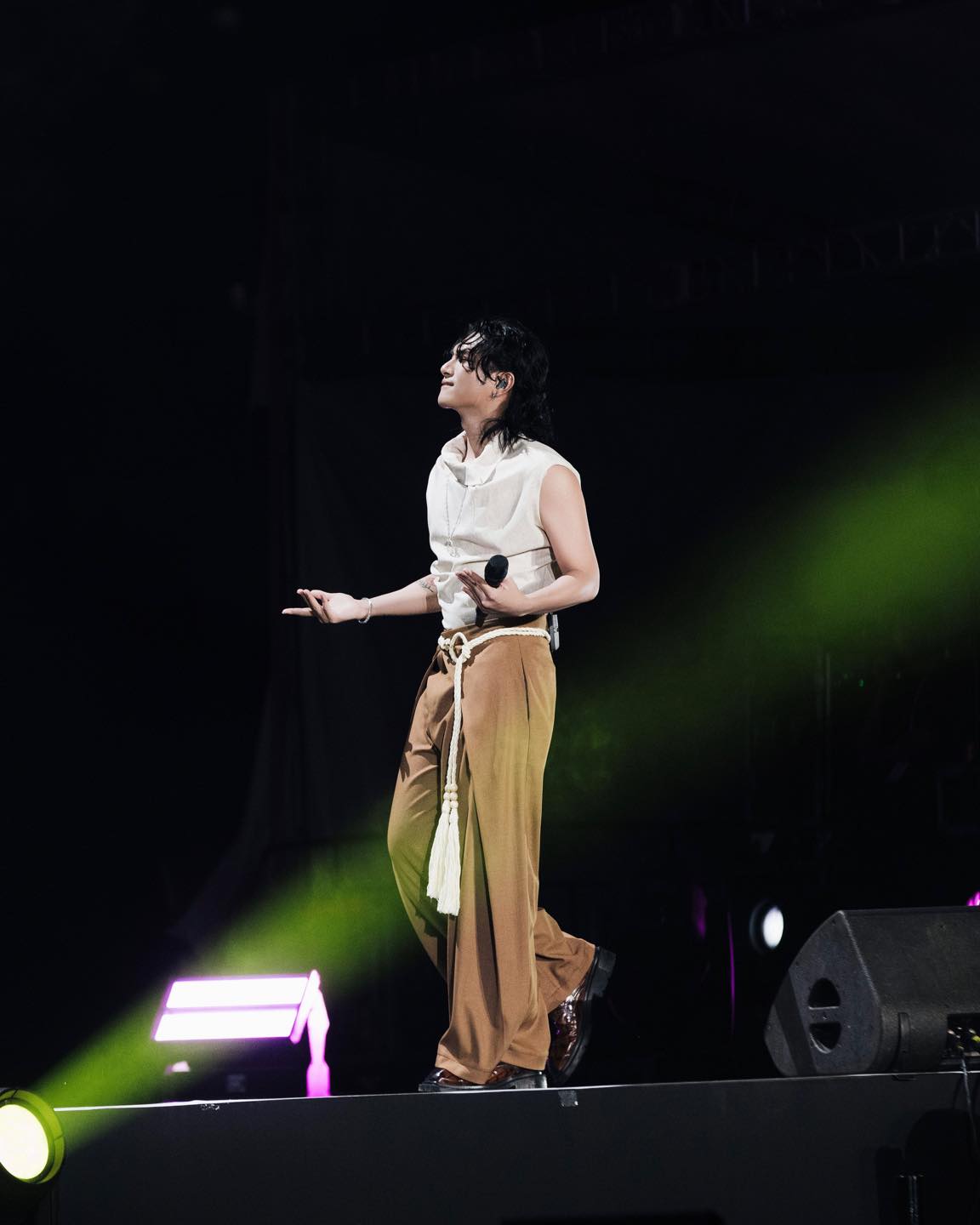 Nam ca sĩ khiến Trấn Thành cảm thán “văn minh, thông minh, quốc tế”, phải có vị thế cao hơn- Ảnh 8.