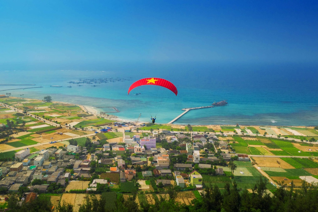 Quảng Ngãi: Từ thủ phủ công nghiệp miền Trung đến phát triển đô thị, du lịch - 6