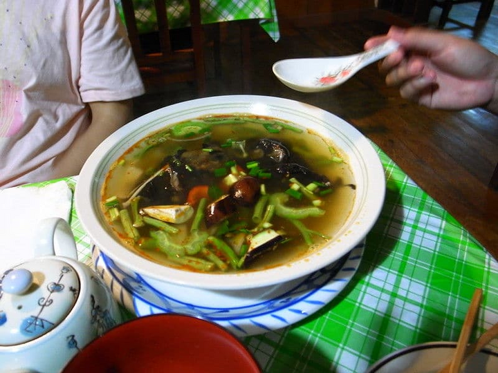 Nhiều nước trên thế giới khuyến cáo người dân không tiêu thụ thịt dơi vì tiềm ẩn nhiều rủi ro mầm bệnh. (Ảnh: Chef'sP)