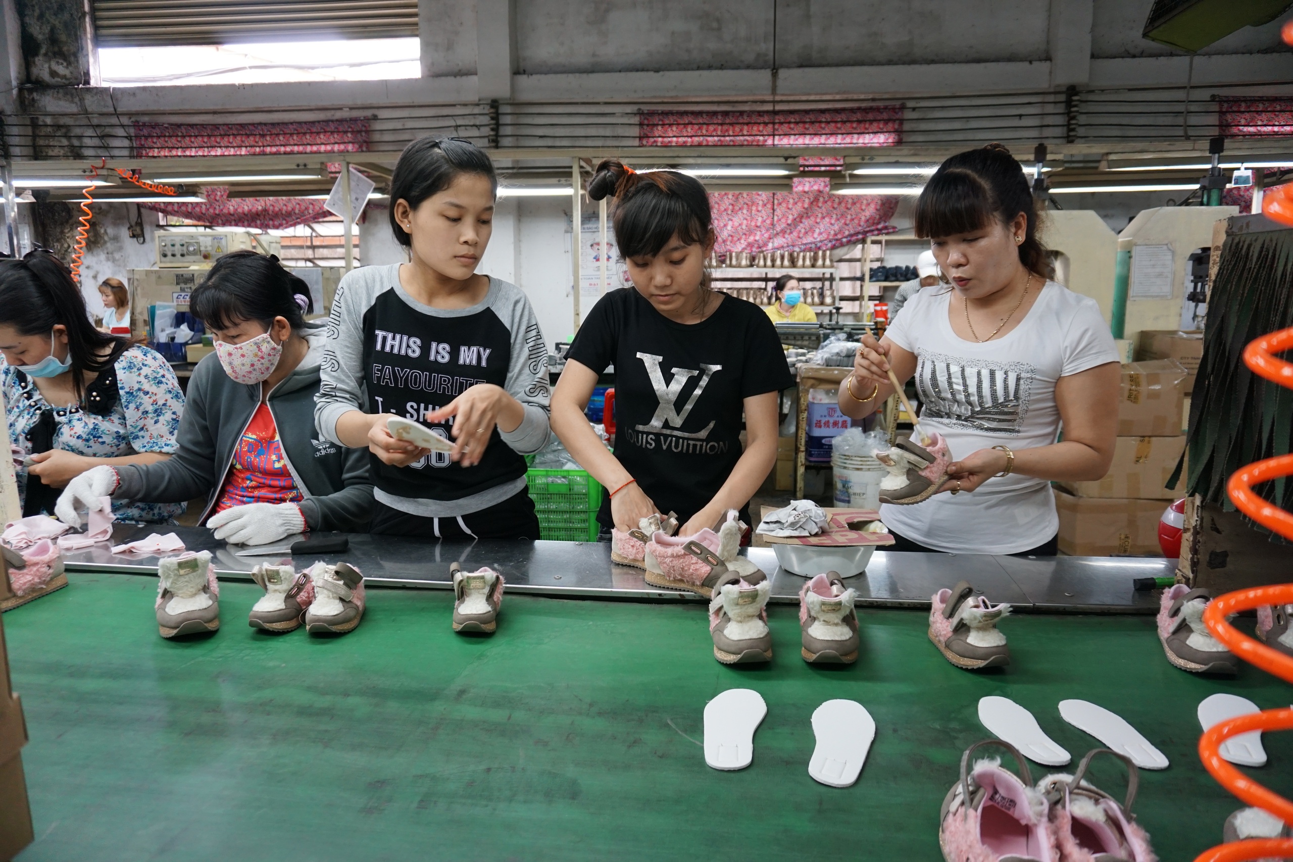 chọn phương án nào để người già “sống được”? 2 img