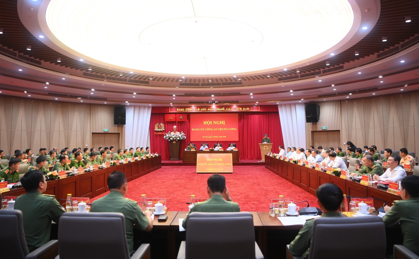 Tổng Bí thư Tô Lâm và Chủ tịch nước Lương Cường dự Hội nghị Công an Trung ương 2026 - Ảnh 2.