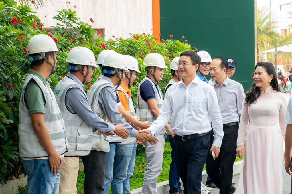 Lãnh đạo TP Huế thăm mô hình khu đô thị và nhà ở xã hội của Kim Oanh Group - 11