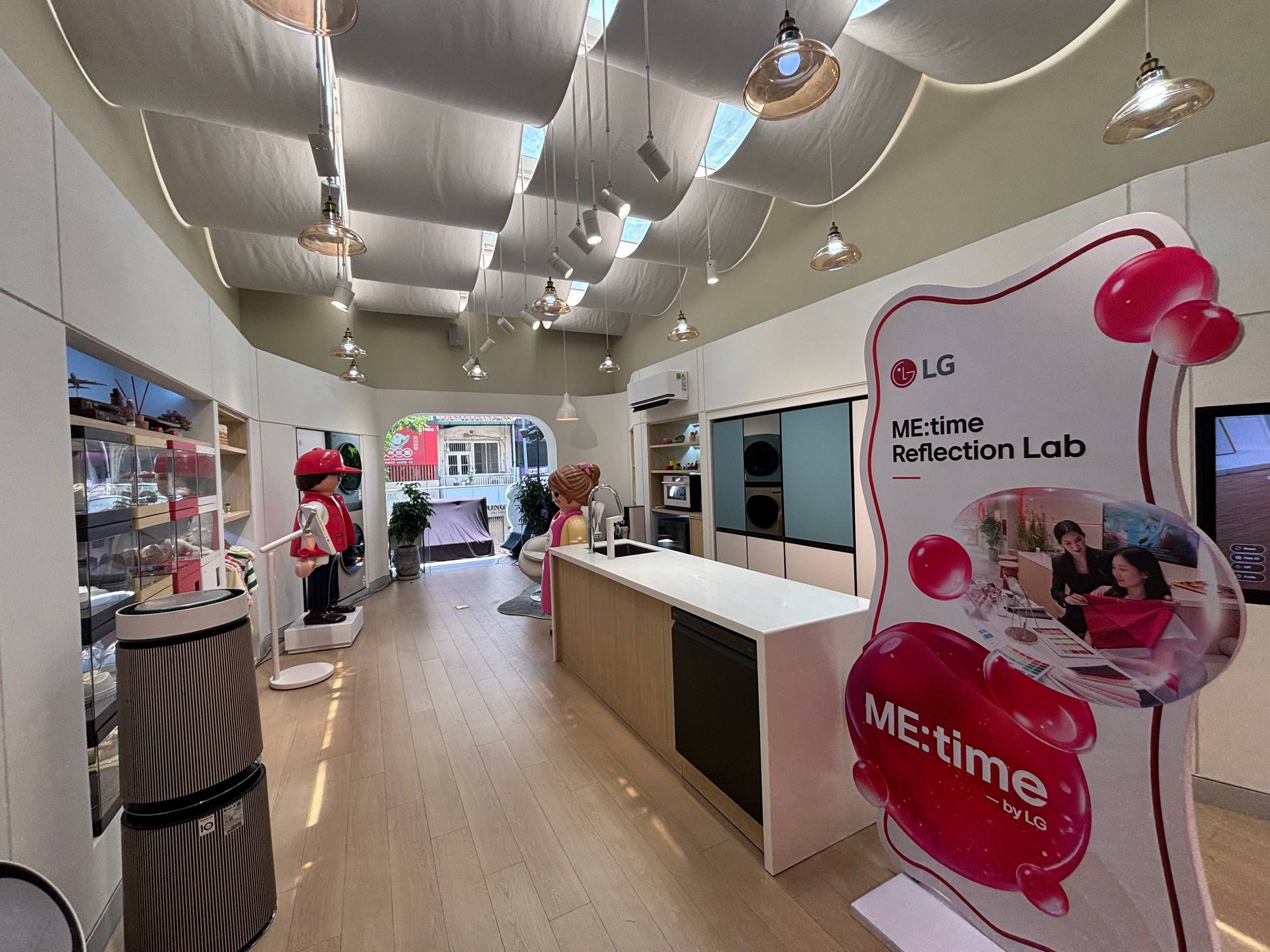 Xuất hiện toà nhà mới chỉ dành riêng cho giới trẻ ngay trung tâm TP.HCM, có cả test Personal Color và nghe nhạc luôn trên mây!- Ảnh 7.