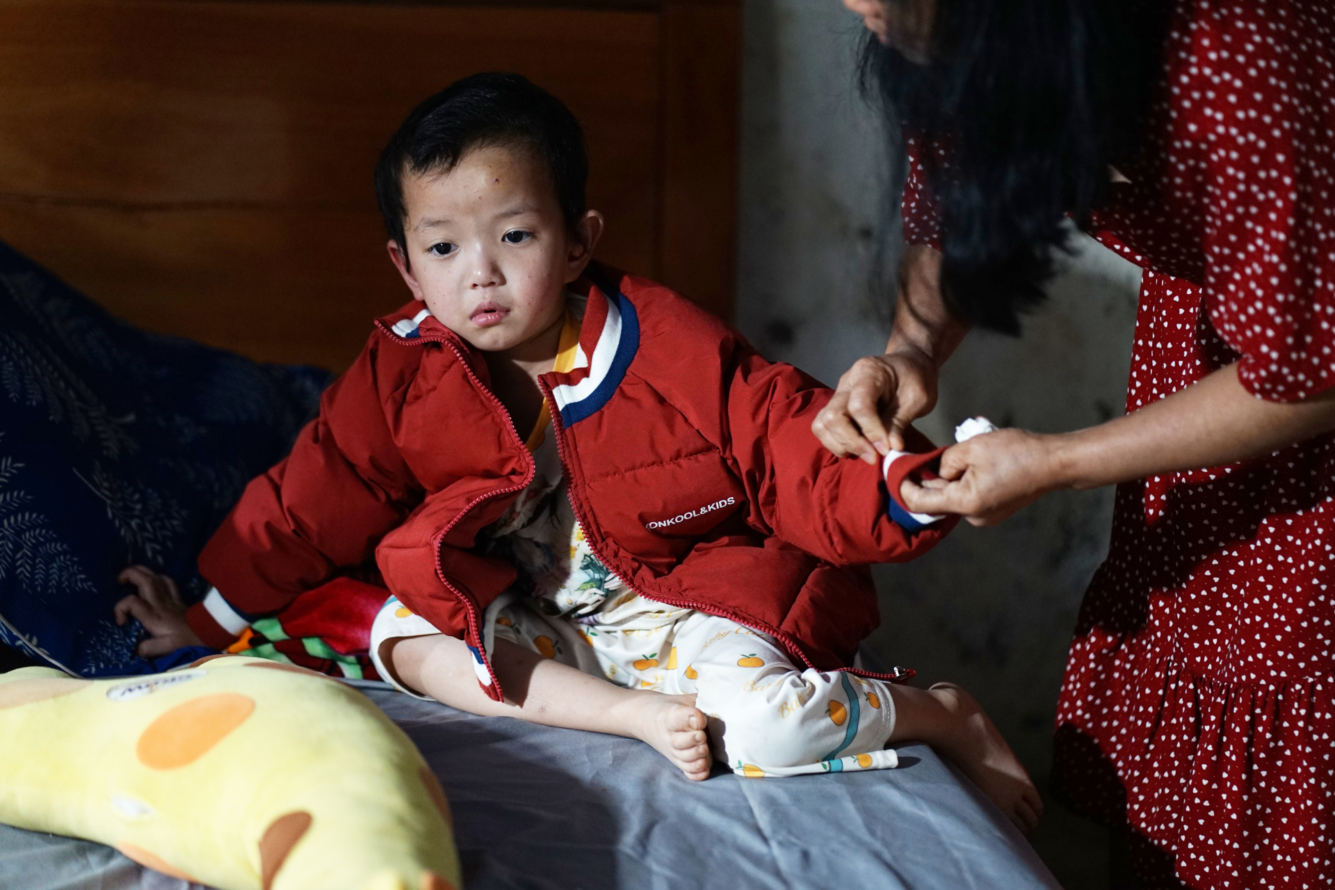 Cộng đồng mạng xúc động khi bé gái 16 tuổi nuôi 3 em ruột nhận 4,5 tỷ sau 34 giờ, xin ngừng nhận ủng hộ- Ảnh 4.