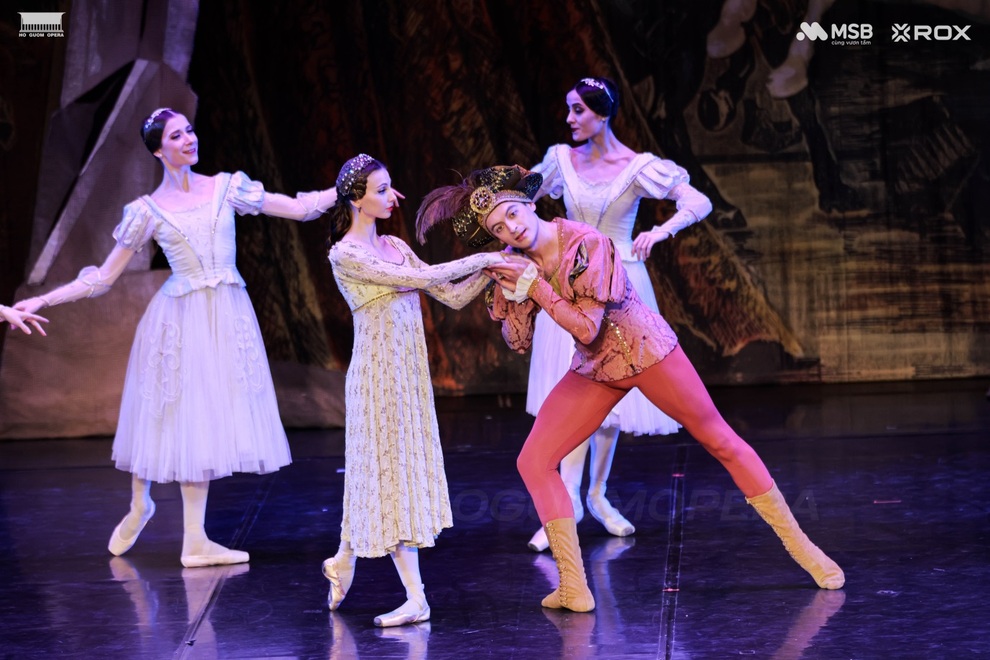 Vươn tầm tới đỉnh cao của nghệ thuật qua vở ballet “Romeo  Juliet” - 5
