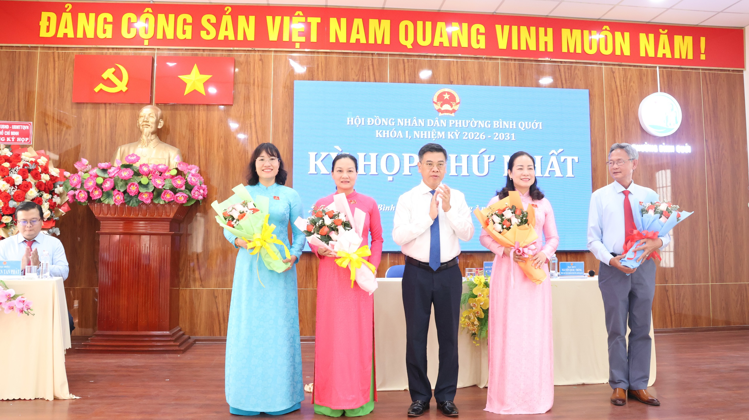 TPHCM: Phường Bình Quới kiện toàn nhân sự chủ chốt, sẵn sàng cho nhiệm kỳ mới - Ảnh 2.