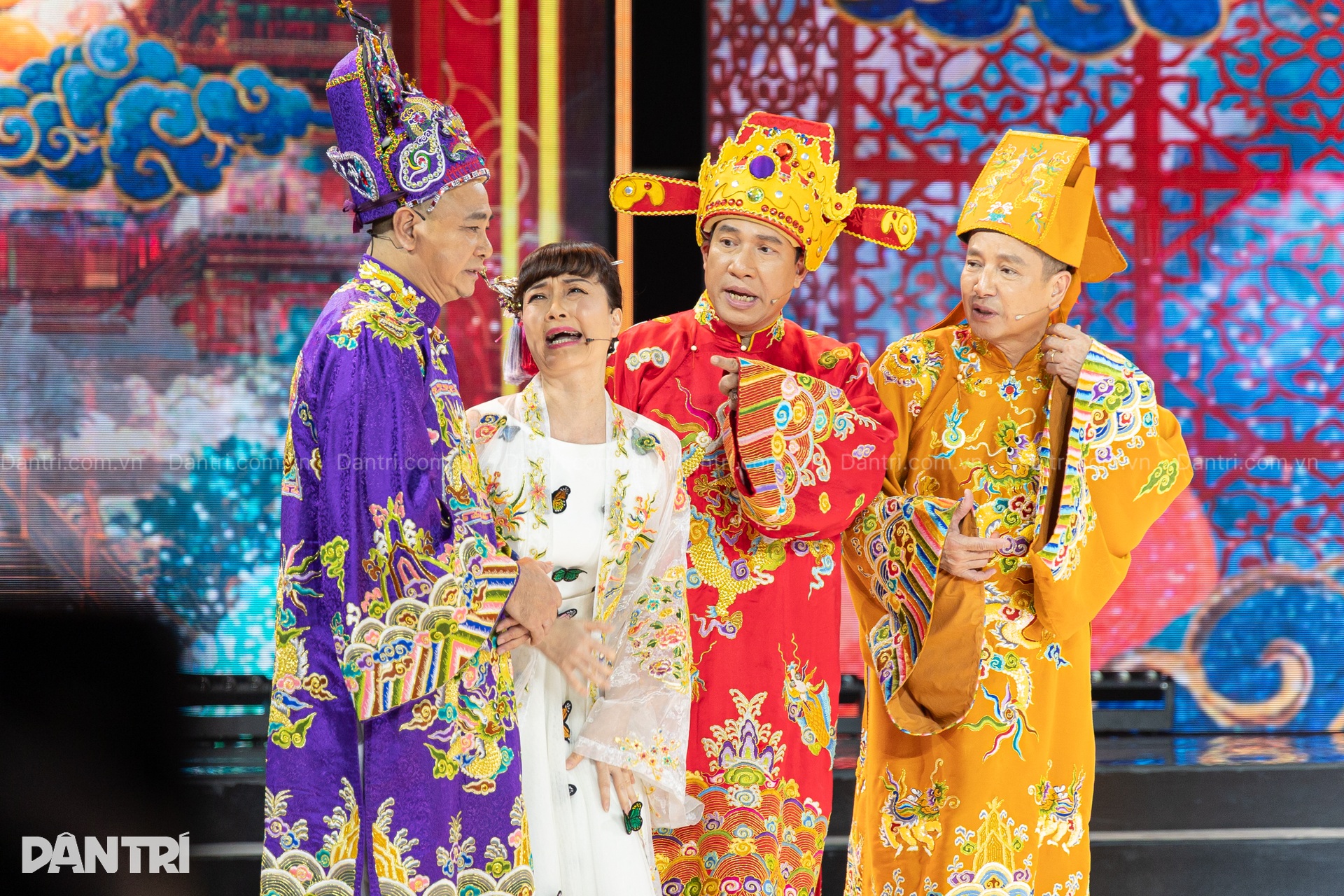 Hé lộ hình ảnh NSND Quốc Khánh tung hứng diễn xuất cùng dàn Táo quân - 11