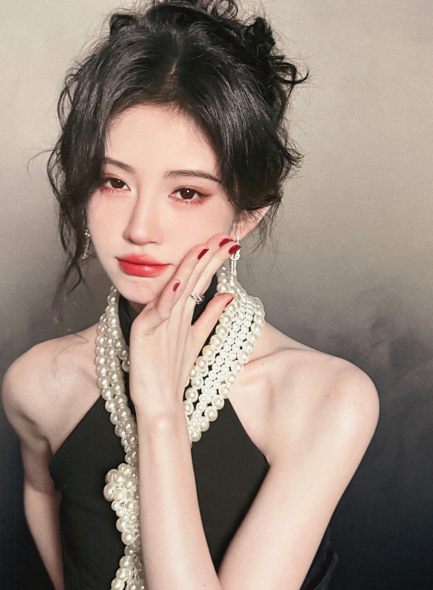 Mỹ nhân đẹp nhất showbiz sụp đổ: Center quốc dân 48 nghìn người mới có 1, nguy cơ chấm hết sự nghiệp vì 197 tỷ đồng- Ảnh 6.