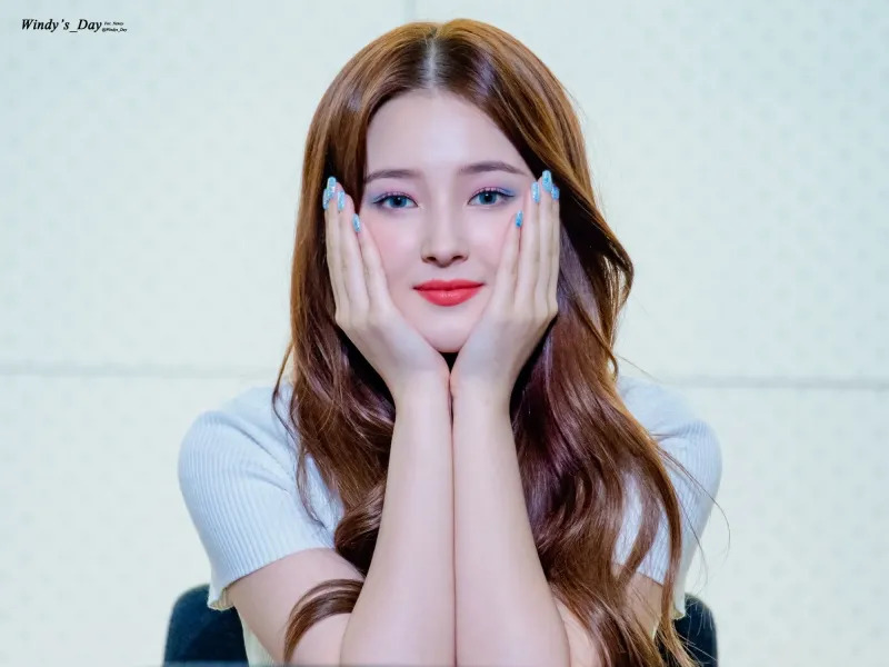 Hot girl phố đi bộ Hà Nội là mỹ nhân đẹp nhất thế giới: 7749 lần bị chê bai nhan sắc, nay hết thời lặn mất tăm- Ảnh 6.