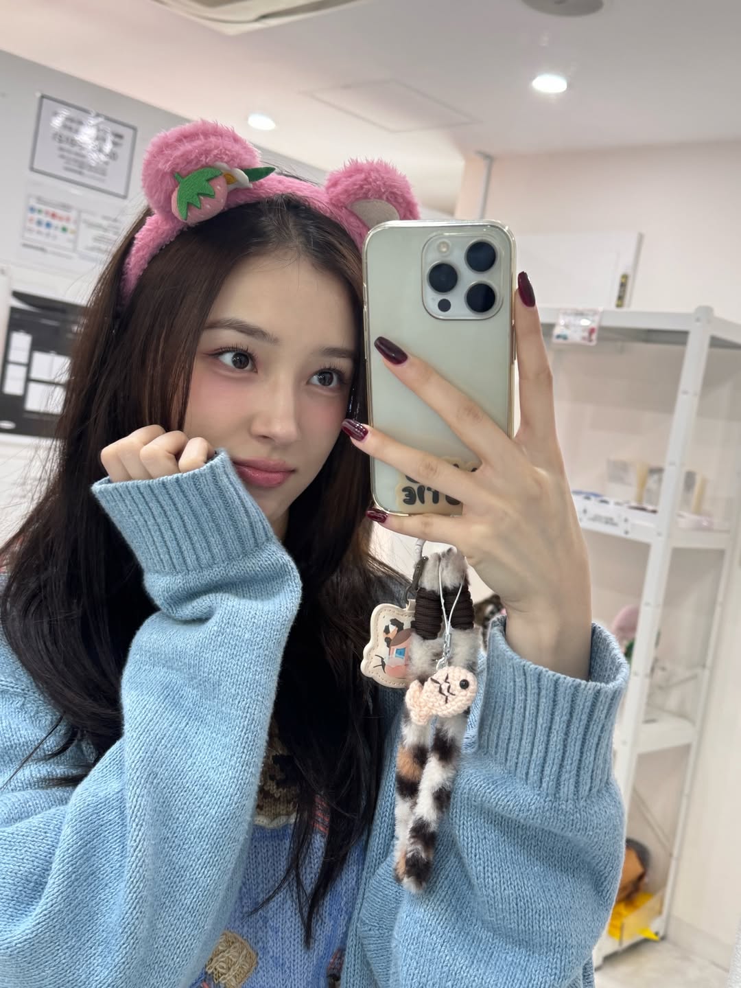 Hot girl phố đi bộ Hà Nội là mỹ nhân đẹp nhất thế giới: 7749 lần bị chê bai nhan sắc, nay hết thời lặn mất tăm- Ảnh 10.