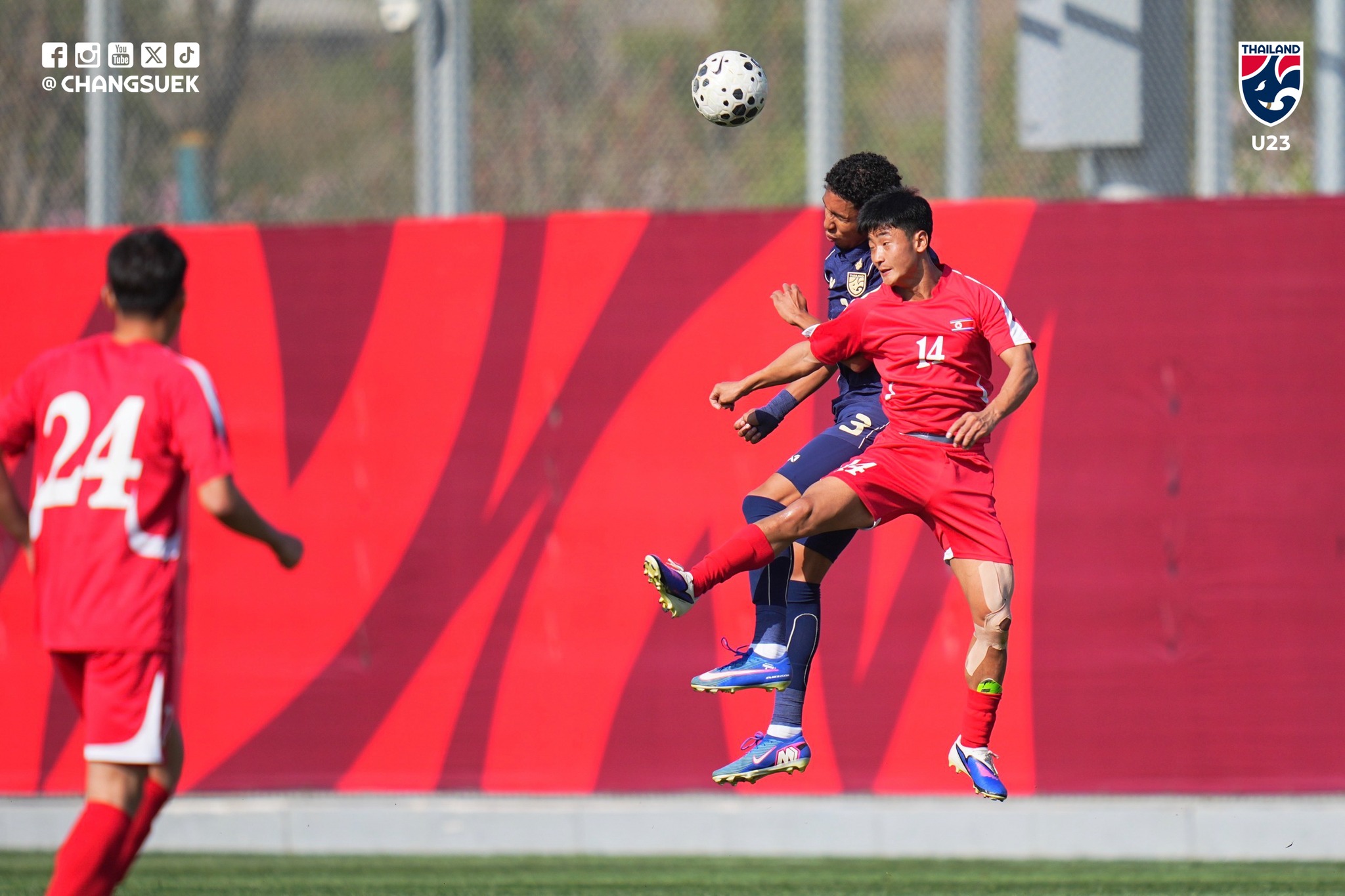 U.23 Thái Lan thua đậm U.23 Triều Tiên, chính thức hết cơ hội vô địch giải giao hữu Trung Quốc- Ảnh 4.