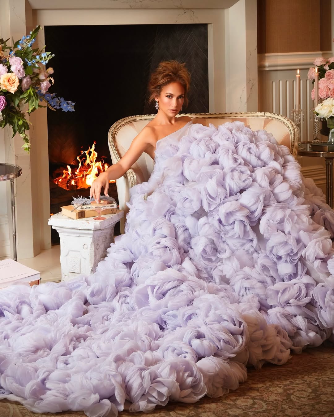 Ngoại hình gây sốc của mỹ nhân đẹp nhất thế giới, 56 tuổi vẫn gây tranh cãi- Ảnh 8.