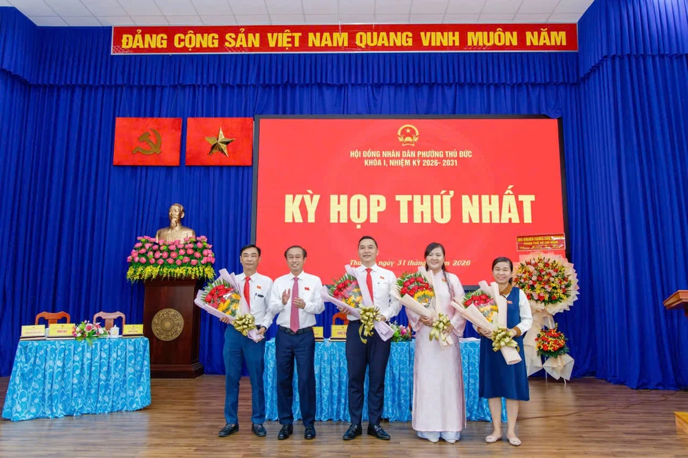 Nhiều phường ở TP.HCM kiện toàn bộ máy sau kỳ họp HĐND .jpg