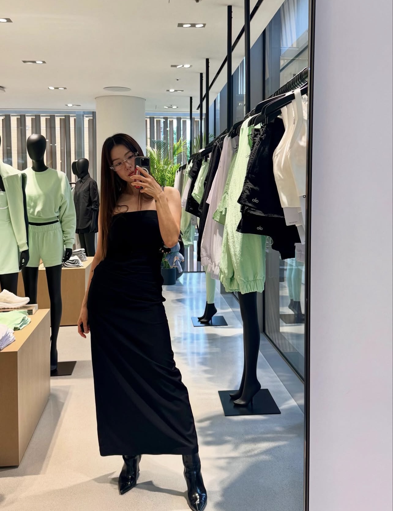 Cựu idol đang khiến cả triệu người mê: Visual rạng rỡ, body ai nhìn cũng nể- Ảnh 8.