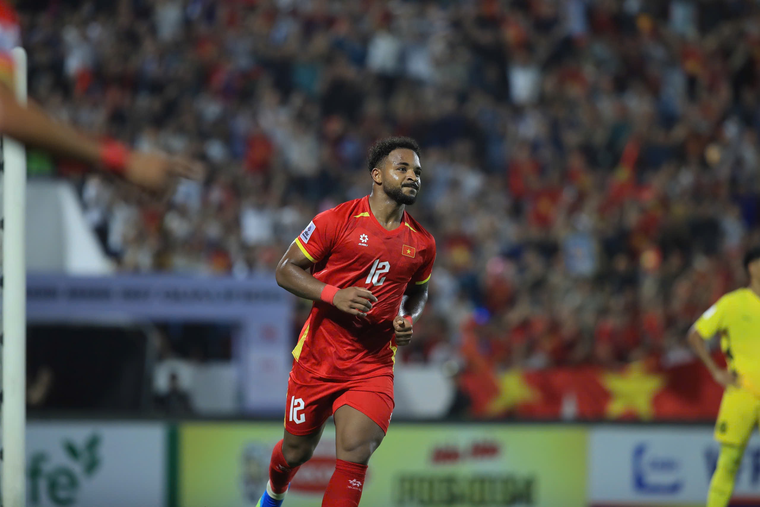 Nóng: Đội tuyển Việt Nam nhảy vọt lên vị trí 98 thế giới sau trận thắng đậm Malaysia- Ảnh 2. Nóng: Đội tuyển Việt Nam nhảy vọt lên vị trí 98 thế giới sau trận thắng đậm Malaysia- Ảnh 2.