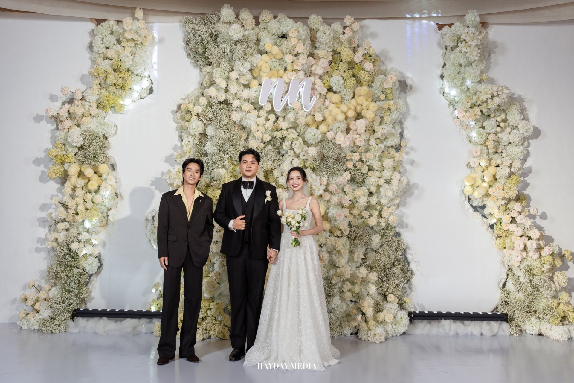 Thái độ lạ của Hải Nam - Jun Vũ bên trong đám cưới quy tụ cả dàn sao Vbiz- Ảnh 13.