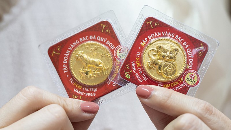 Mua vàng tặng mẹ, cô gái gặp phản ứng không ngờ: “Lẽ nào 1 phân vàng không phải là tiền hay sao?”- Ảnh 2.