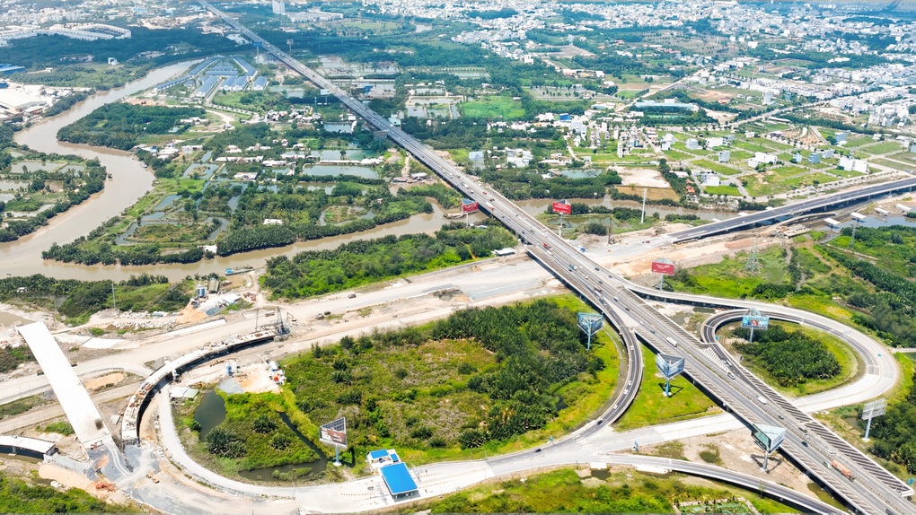 Những giá trị định hình chuẩn mực quốc tế tại khu Đông - 2