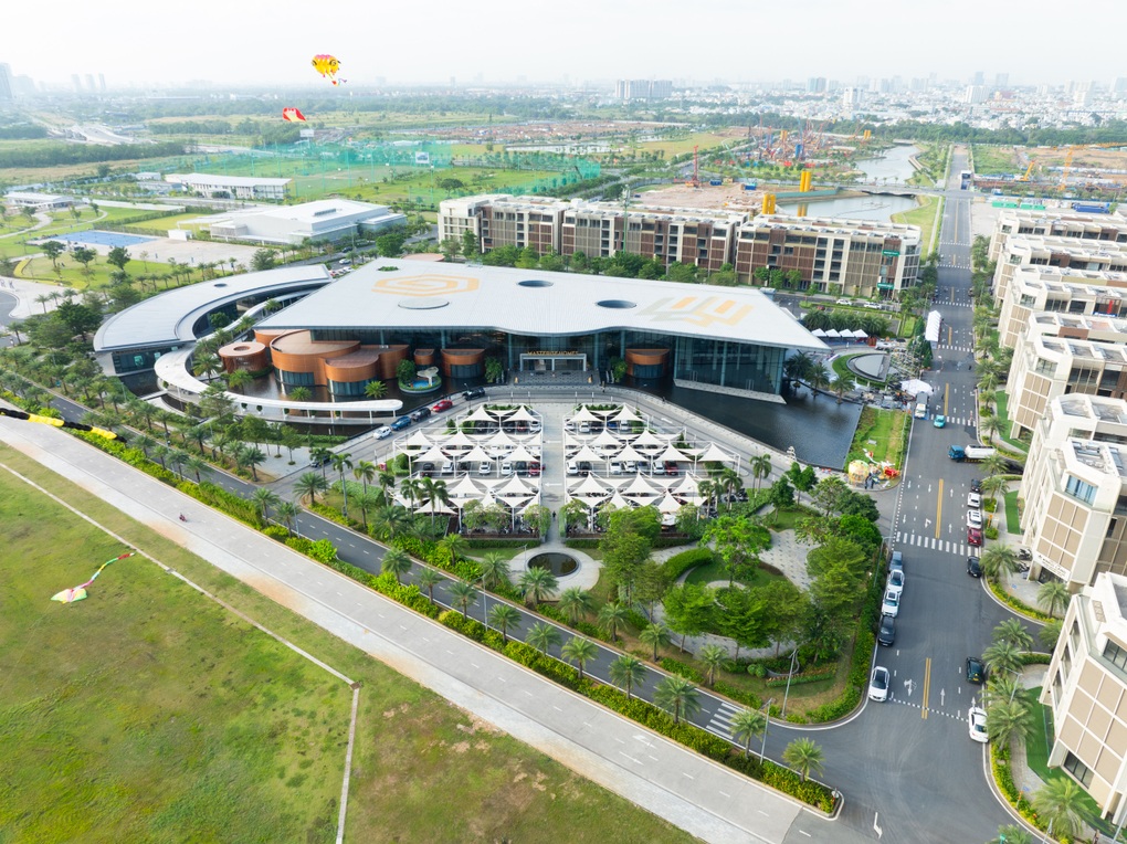 Những giá trị định hình chuẩn mực quốc tế tại khu Đông - 5