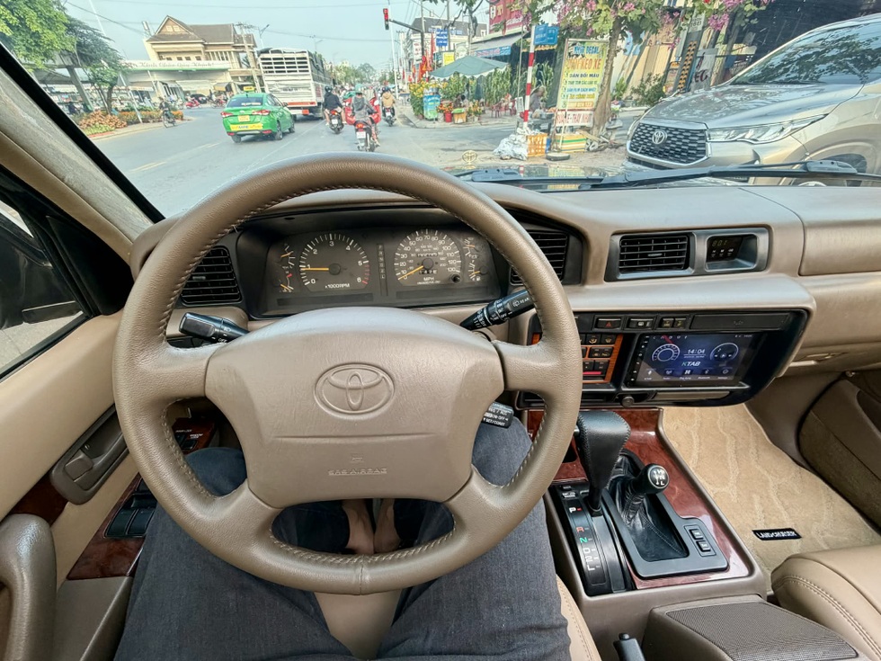 9x dành 6 tháng đặt phụ tùng khắp thế giới để đại tu Land Cruiser đời 1995 - 9