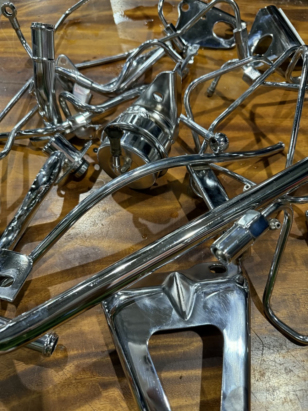 9x dành 6 tháng đặt phụ tùng khắp thế giới để đại tu Land Cruiser đời 1995 - 15