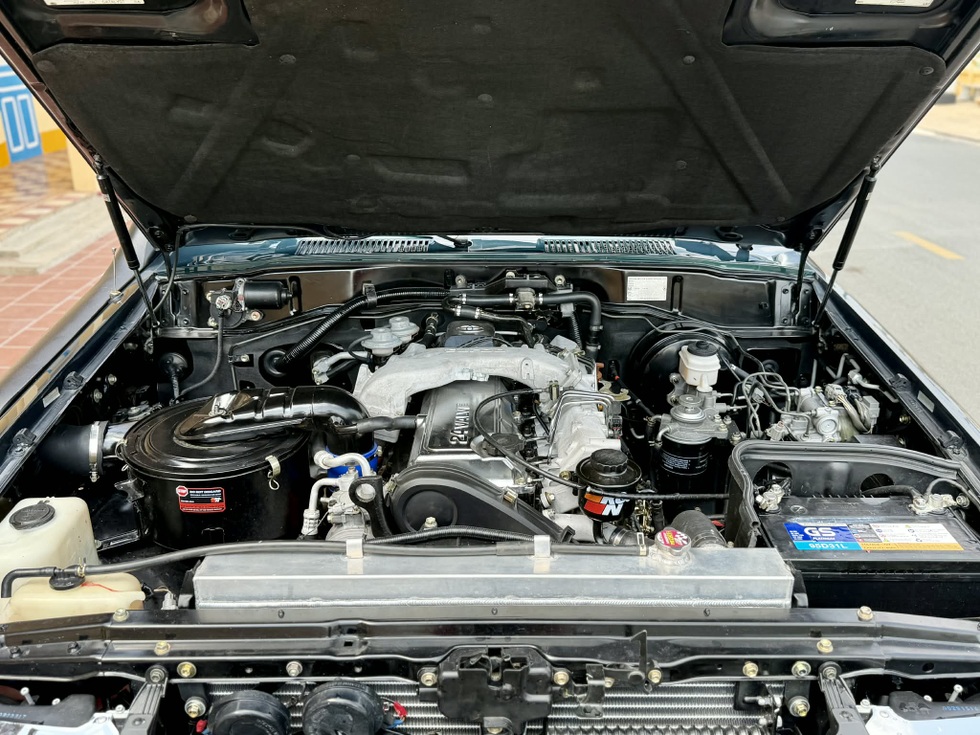 9x dành 6 tháng đặt phụ tùng khắp thế giới để đại tu Land Cruiser đời 1995 - 17