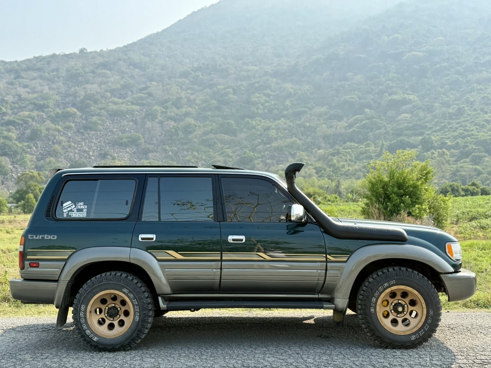 9x dành 6 tháng đặt phụ tùng khắp thế giới để đại tu Land Cruiser đời 1995 - 23