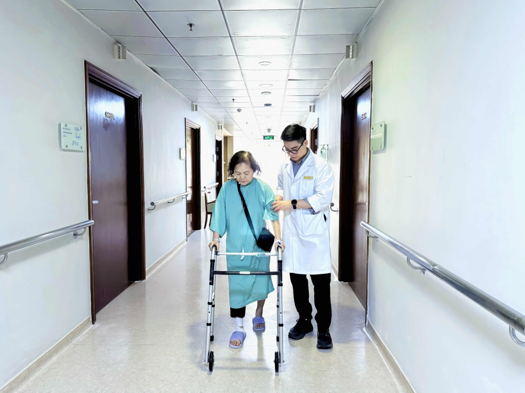 Vinmec ra mắt robot hỗ trợ thay khớp gối với chi phí hợp lý, tích hợp công nghệ AI - 5