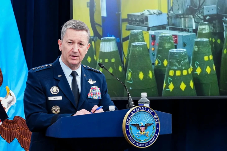 Lầu Năm Góc: Những ngày tới sẽ quyết định số phận chiến sự Iran, đang 'vừa đánh vừa đàm' - Ảnh 3.