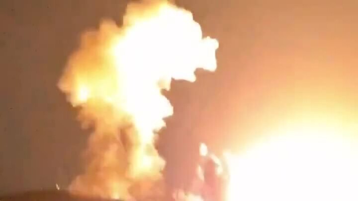 Mỹ thả loạt bom xuyên một tấn vào Isfahan