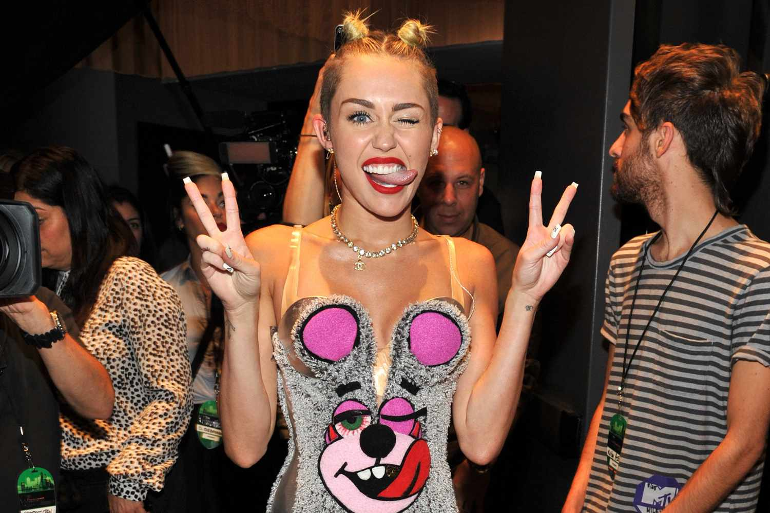 20 năm Miley Cyrus là Hannah Montana khuấy đảo thế giới!- Ảnh 3.
