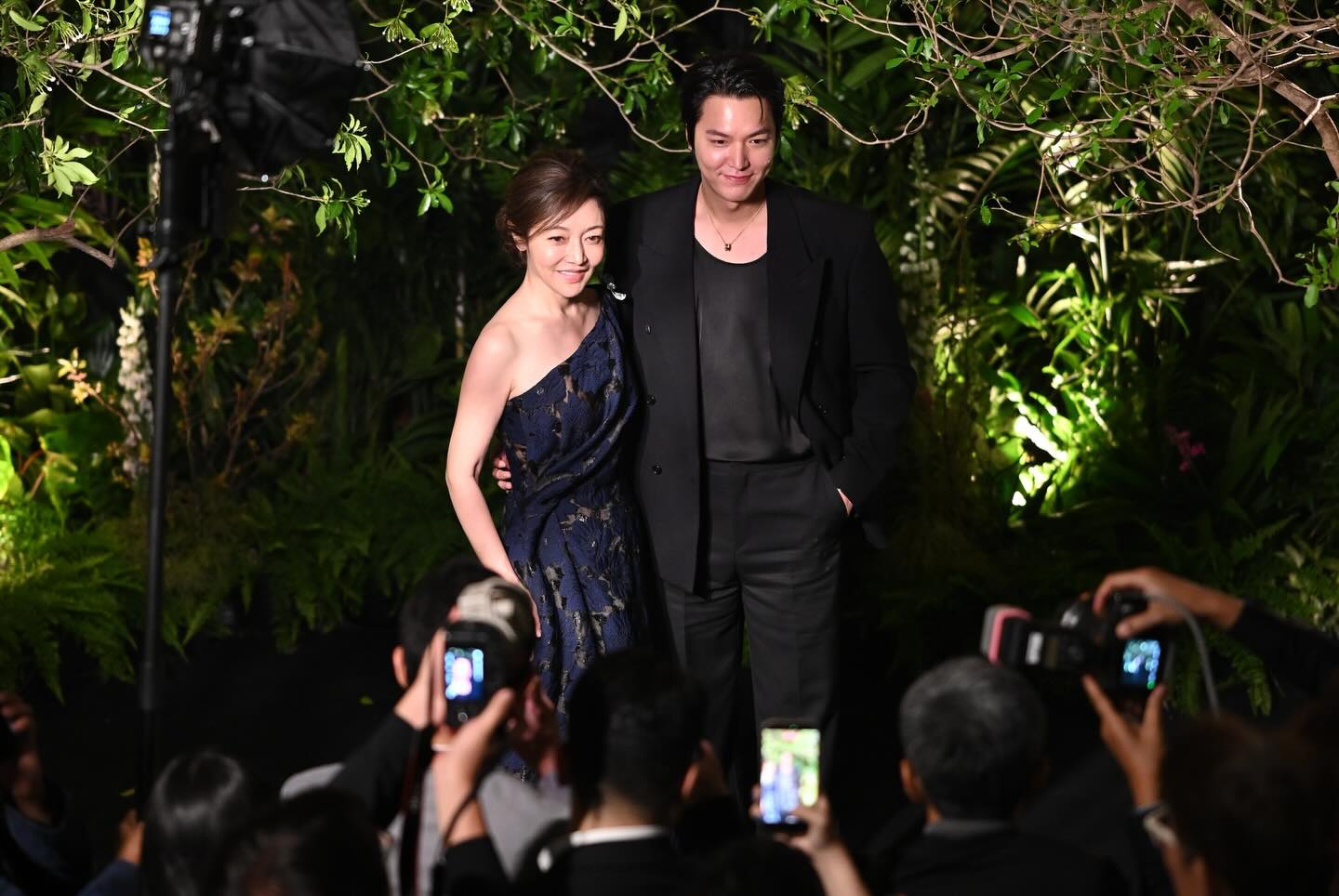 222 bình luận tìm kiếm, chuyện gì đang xảy ra với Lee Min Ho?- Ảnh 2.