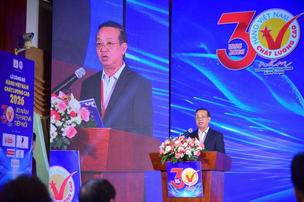 Phó Chủ tịch UBND TP.HCM Bùi Minh Thạnh phát biểu tại sự kiện. Hàng Việt Nam Chất lượng cao 2.JPG