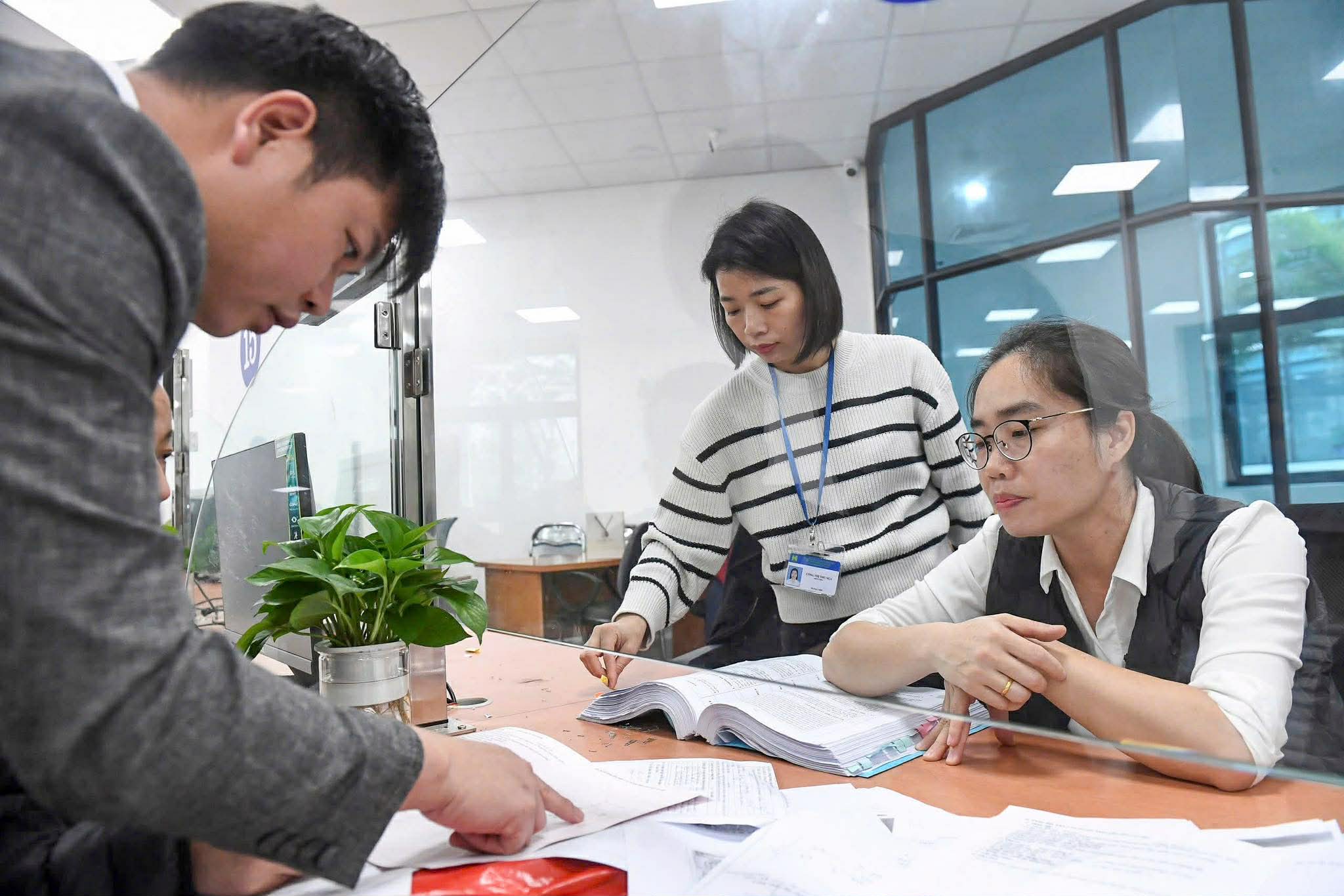 9 nhóm đối tượng dự kiến được tăng lương cơ sở từ 1.7   - Ảnh 1.