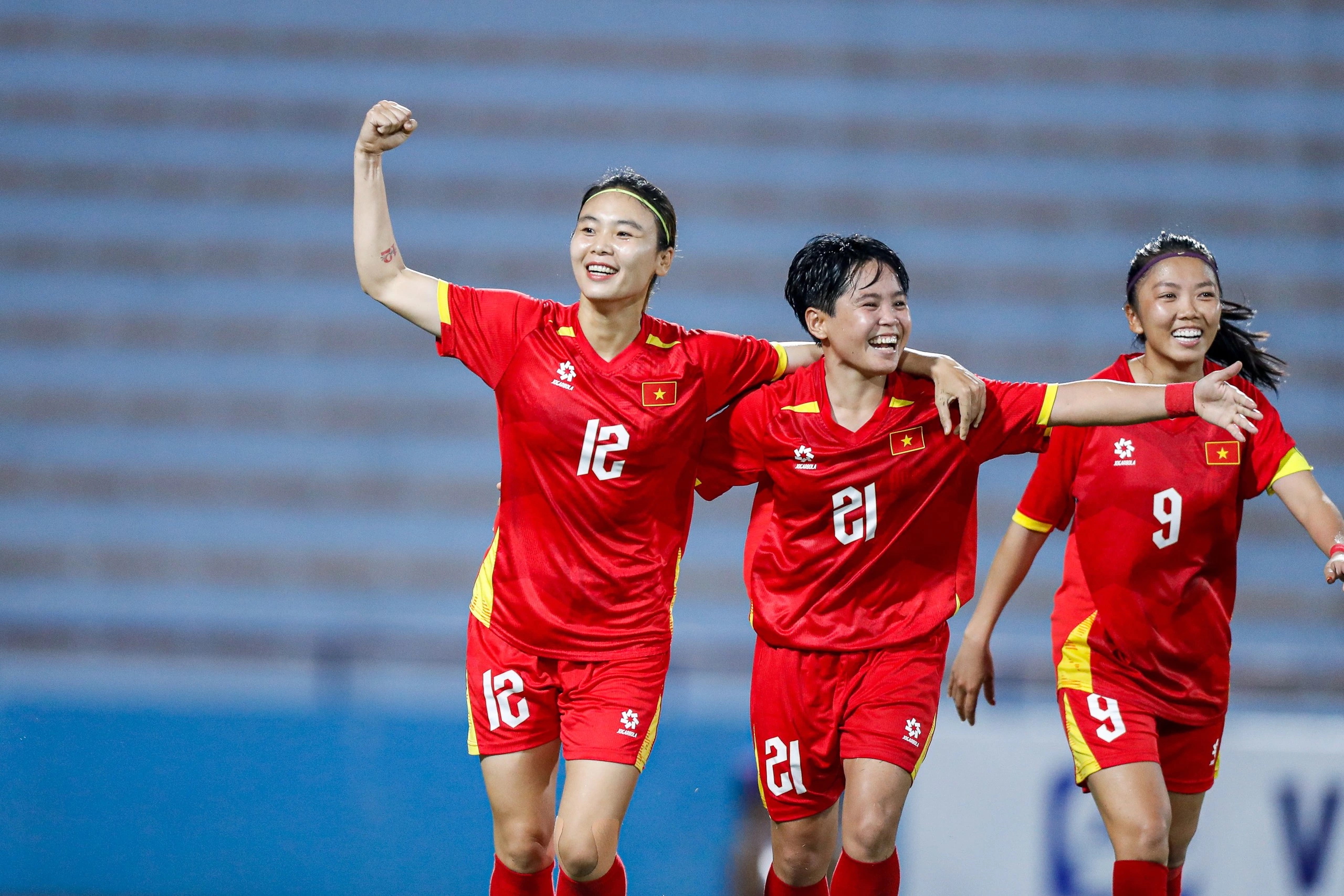 AFC bình luận thú vị về đội tuyển nữ Việt Nam, HLV Ấn Độ nói điều bất ngờ- Ảnh 1.