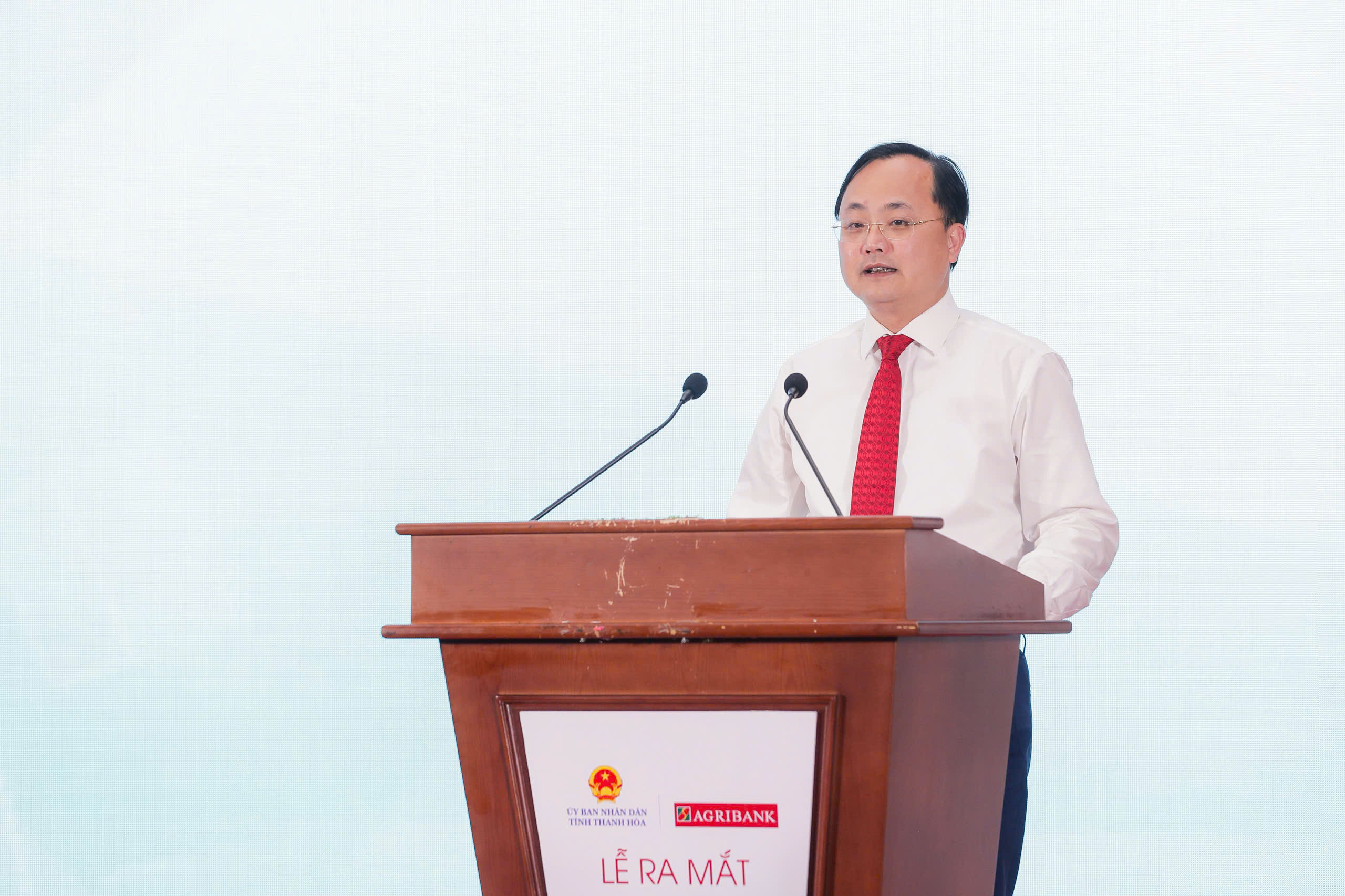 Agribank đồng hành cùng tỉnh Thanh Hoá triển khai mô hình Kiosk hành chính công thông minh- Ảnh 1.