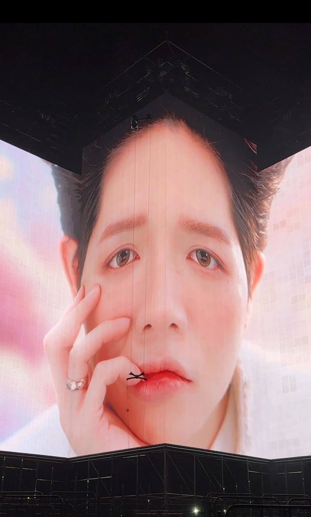 Ai đã hại Đức Phúc thế này?- Ảnh 1.