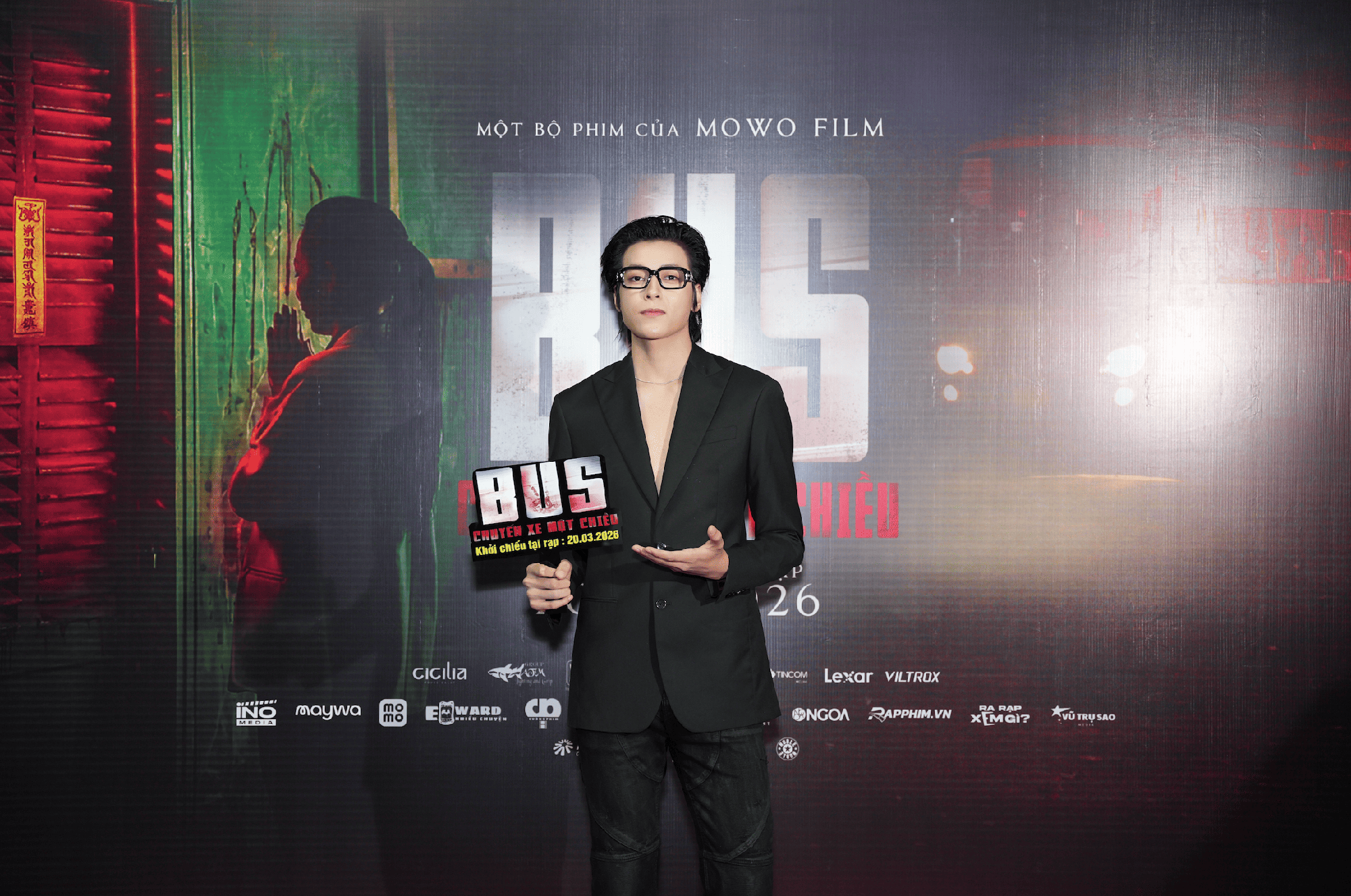 Ai đứng cạnh mỹ nam Vbiz này cũng thành tàng hình hết: Visual rửa mắt cực mạnh, ngắm đến đơ cả người- Ảnh 1.