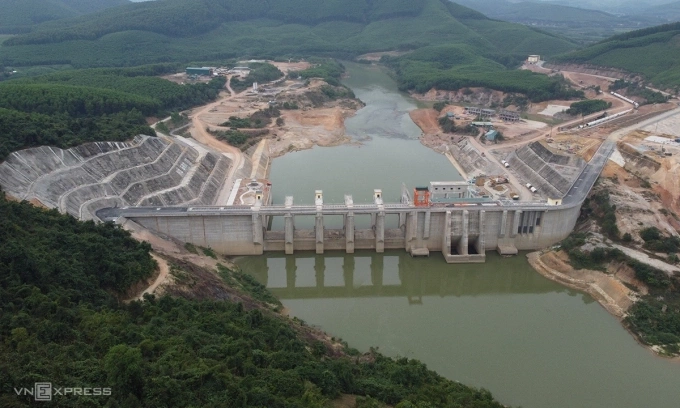 Công trình  Bản Mồng, hồ thủy lợi lớn nhất Nghệ An. Ảnh:Đức Hùng