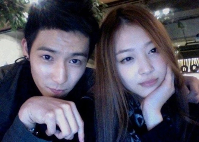 Anh trai Sulli gây tranh cãi với dòng trạng thái nhắc thẳng BTS- Ảnh 1.