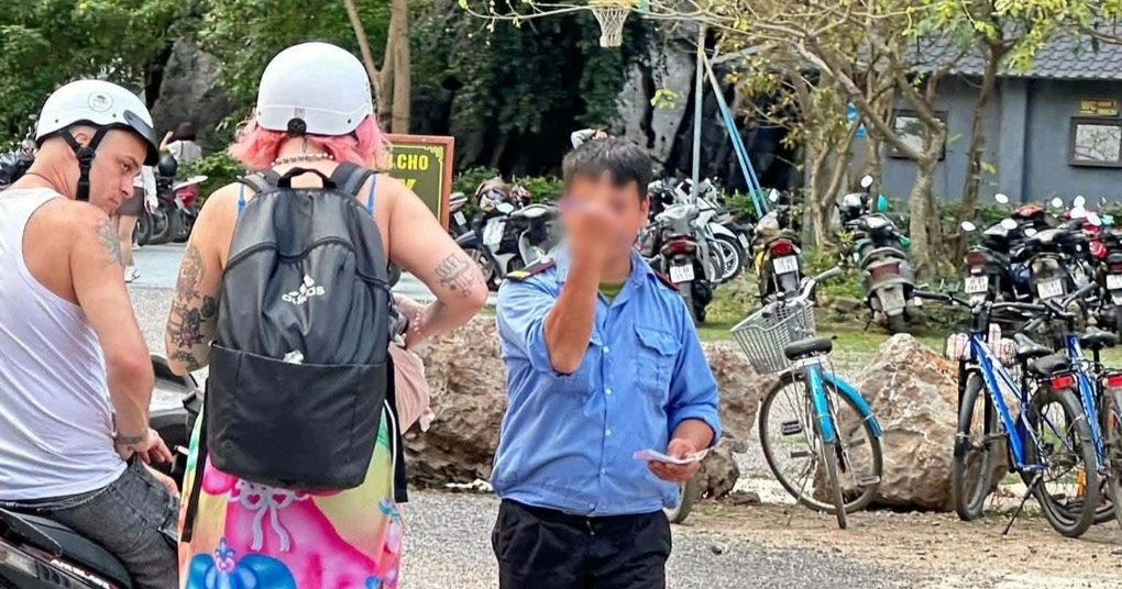 Bảo vệ điểm du lịch nổi tiếng Tuyệt Tịnh Cốc thiếu chuẩn mực với du khách - 1