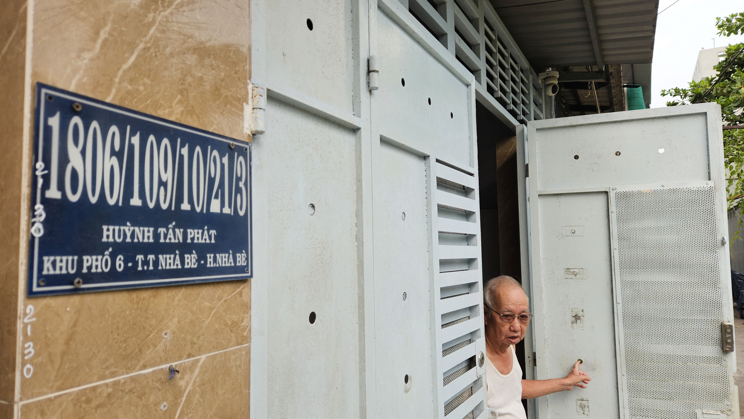 Bầu cử Quốc hội: Bí thư Trần Lưu Quang nêu giải pháp ‘dẹp’ số nhà 3-4 xuyệt- Ảnh 1. Bầu cử Quốc hội: Bí thư Trần Lưu Quang nêu giải pháp ‘dẹp’ số nhà 3-4 xuyệt- Ảnh 1.