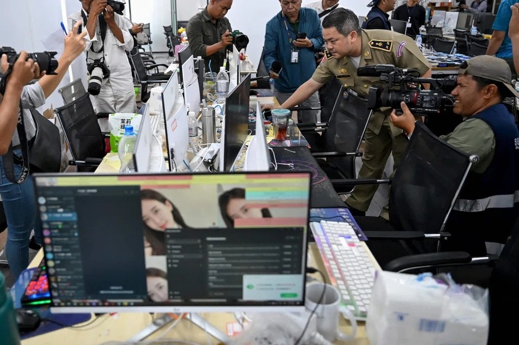 Bên trong trung tâm lừa đảo trực tuyến ở Campuchia - 1